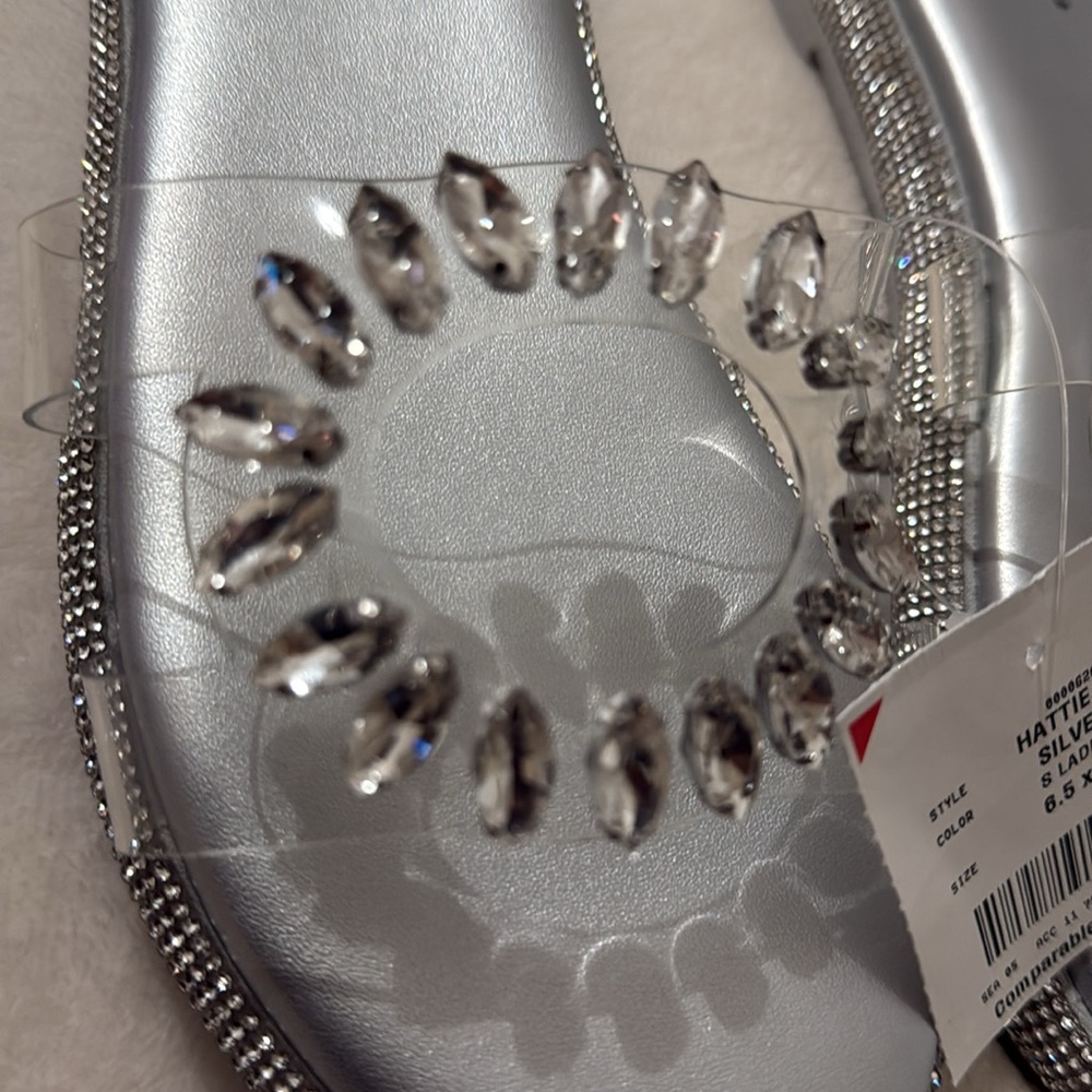 FINAL PRICE Forever 21,Ladies Silver Crystal Embellished Sandals. 6.5. NEW - Picture 7 of 8